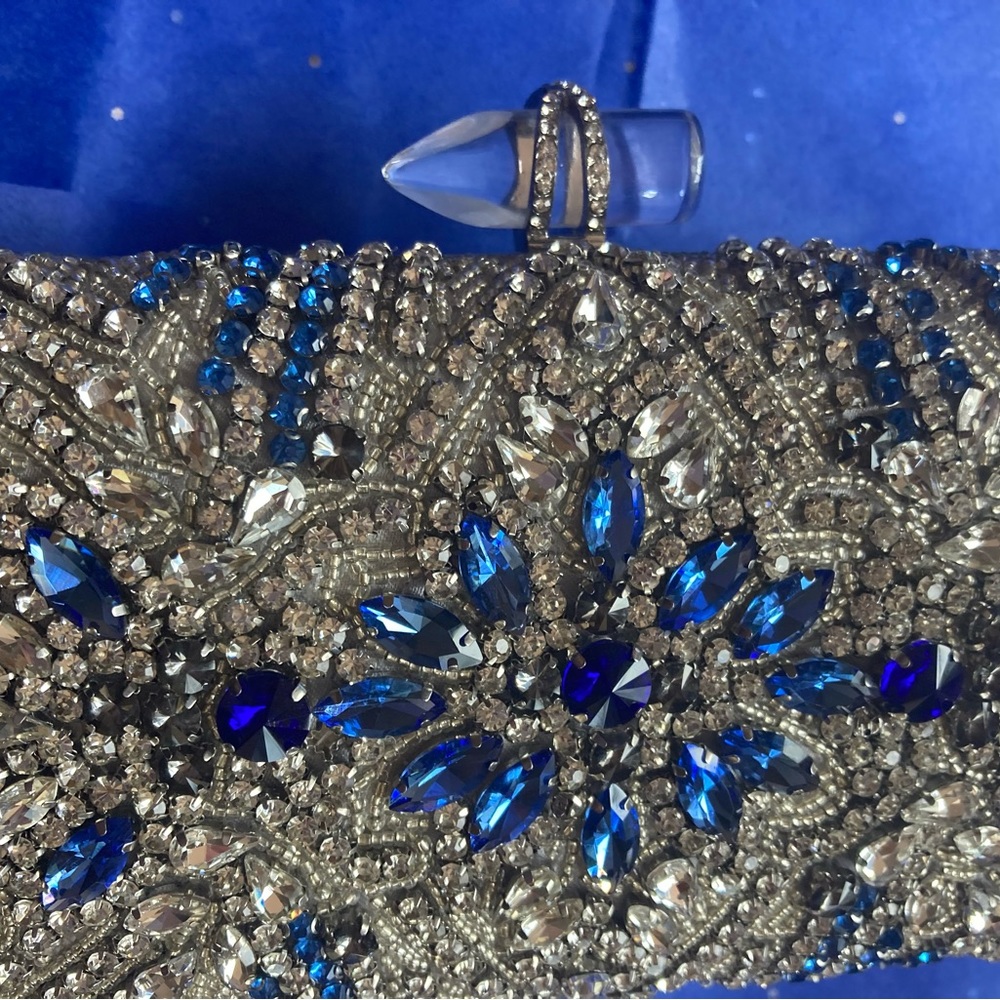 Nina Gelsey women’s Clutch bag | Silver/Blue Multi Glass Bead NWT - Picture 2 of 8
